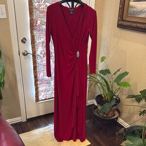 Lauren Ralph Lauren Red Long Sleeve V-Neck Gown